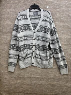 Aeropostale Sweater Mens XL Gray Fair Isle V Neck Button Cardigan Pockets